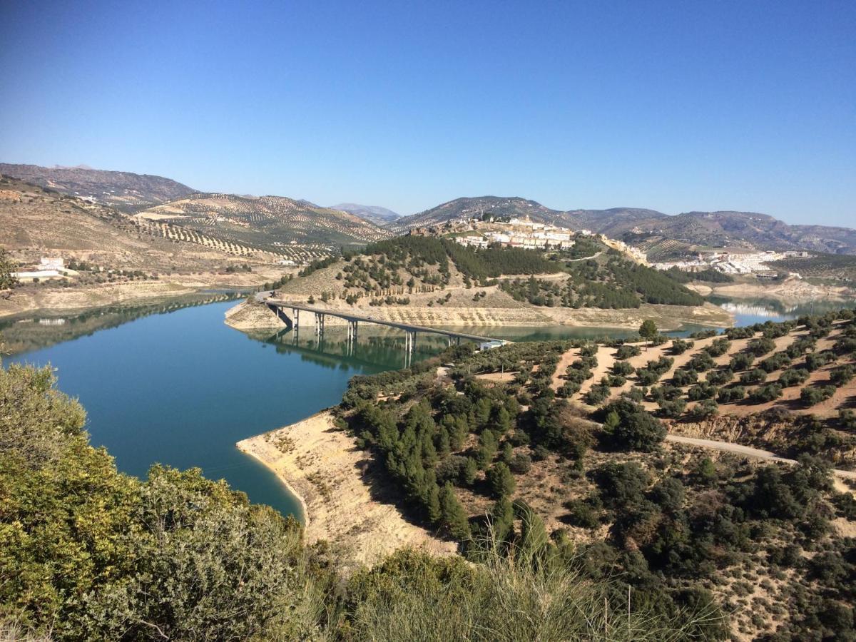 Cortijo Rocas Altas Villa Iznájar Екстериор снимка